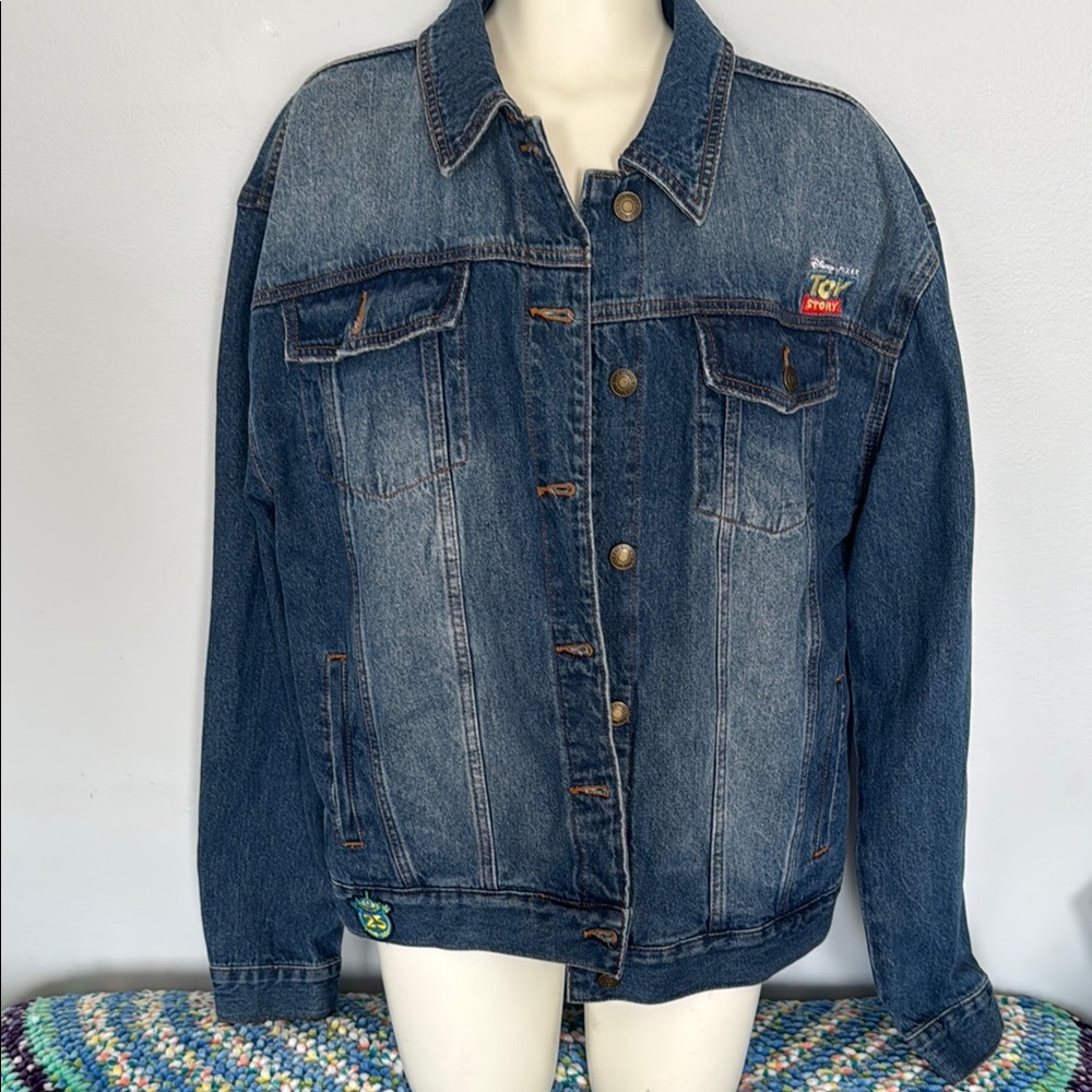 Disney Toy Story 25th Anniversary Jean Jacket Women’s size M